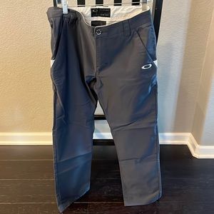 Mens Oakley pants. 32/30